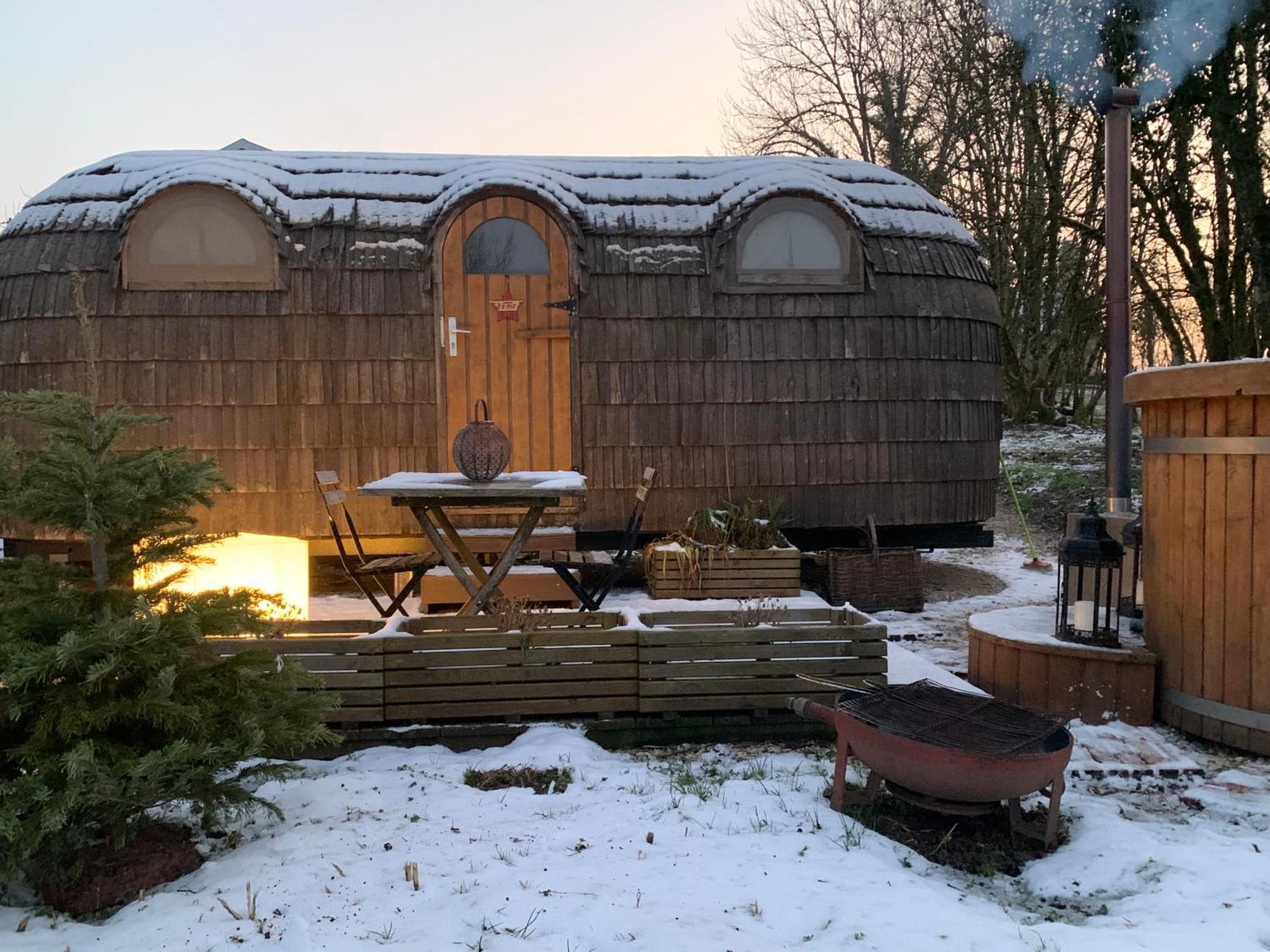 Cabane En Bois Avec Bain Nordique Et Sauna Marigny  외부 사진